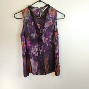 T Tahari 100% silk y2k ruffley business women luxury dark floral flowy blouse